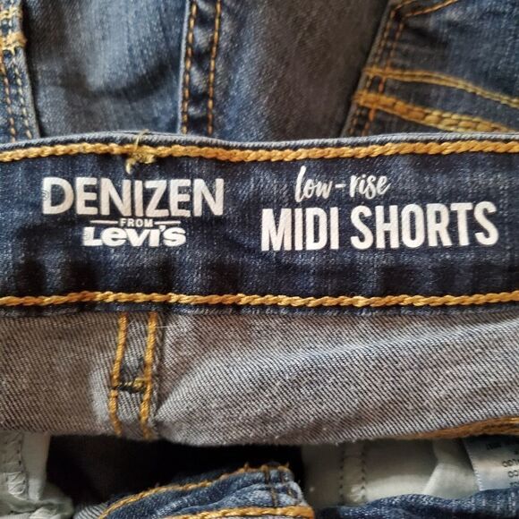 Denizen from Levi's Blue Jean Low-Rise Midi Shorts (27) - Picture 5 of 6